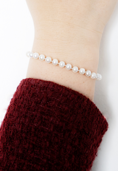 "Bracelet perles délicates"