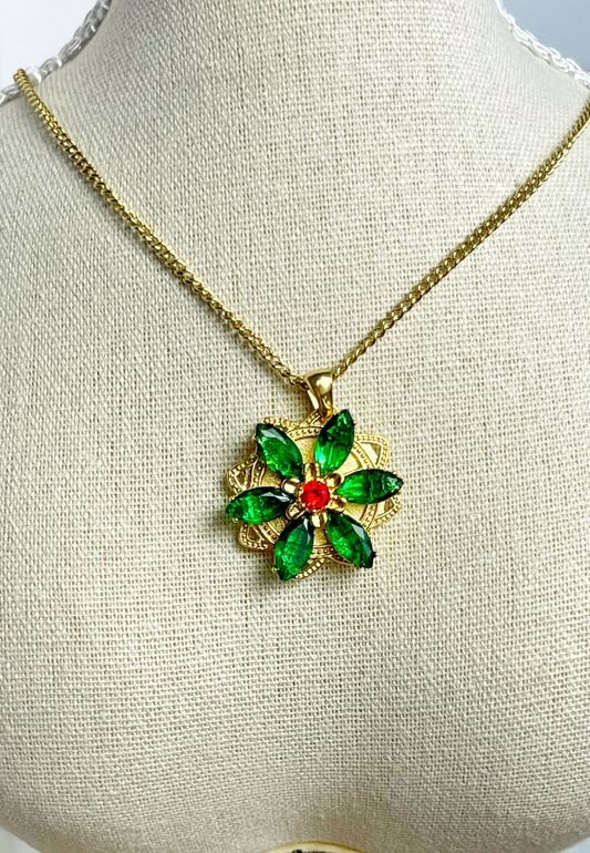 Précommande collier Anastasia et sa boîte à musique