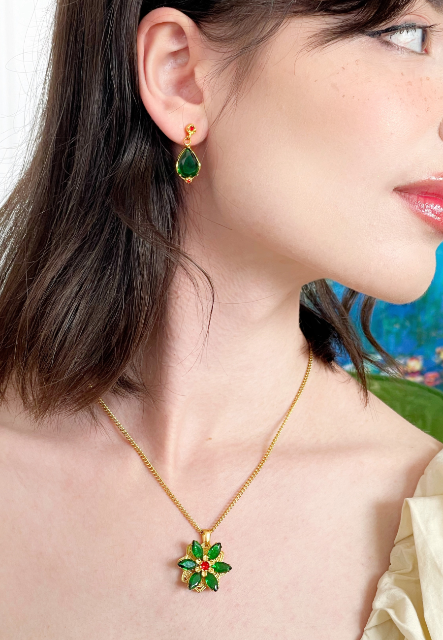 Précommande collier Anastasia et sa boîte à musique