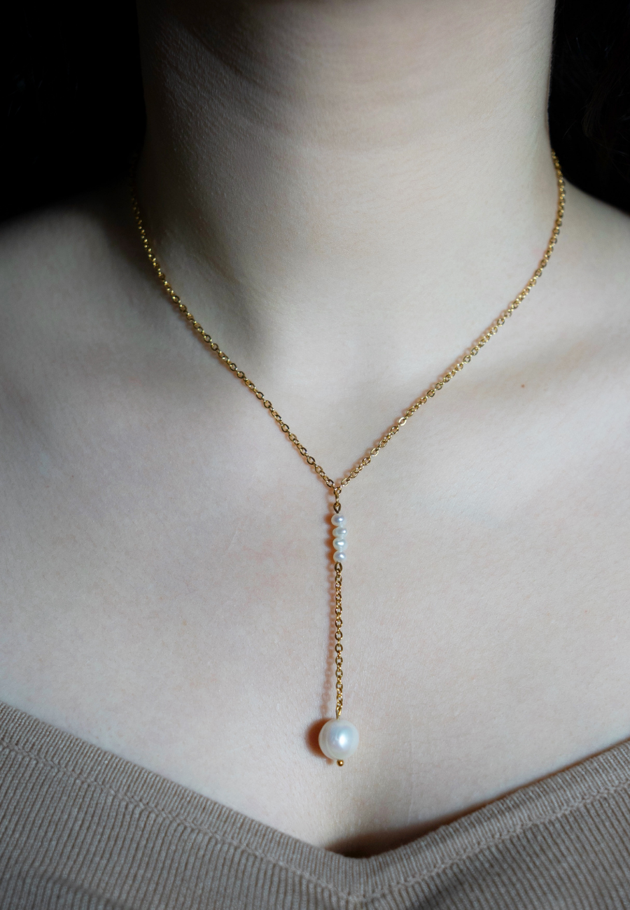 Collier 9