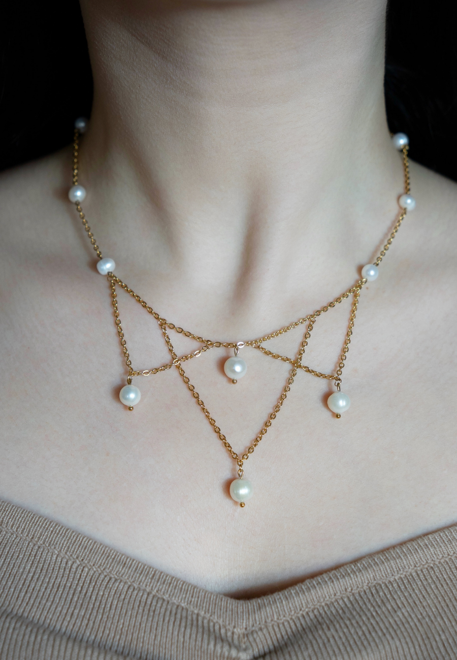 Collier 14