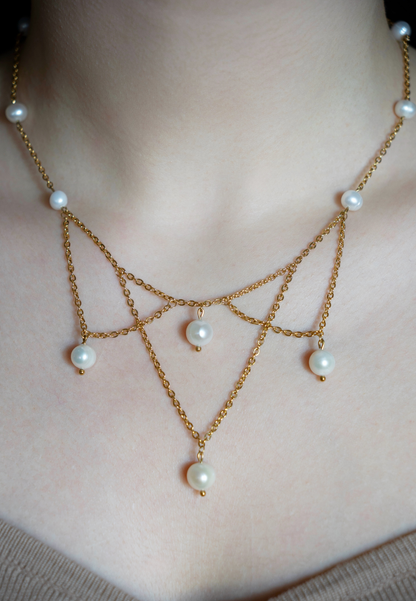 Collier 14