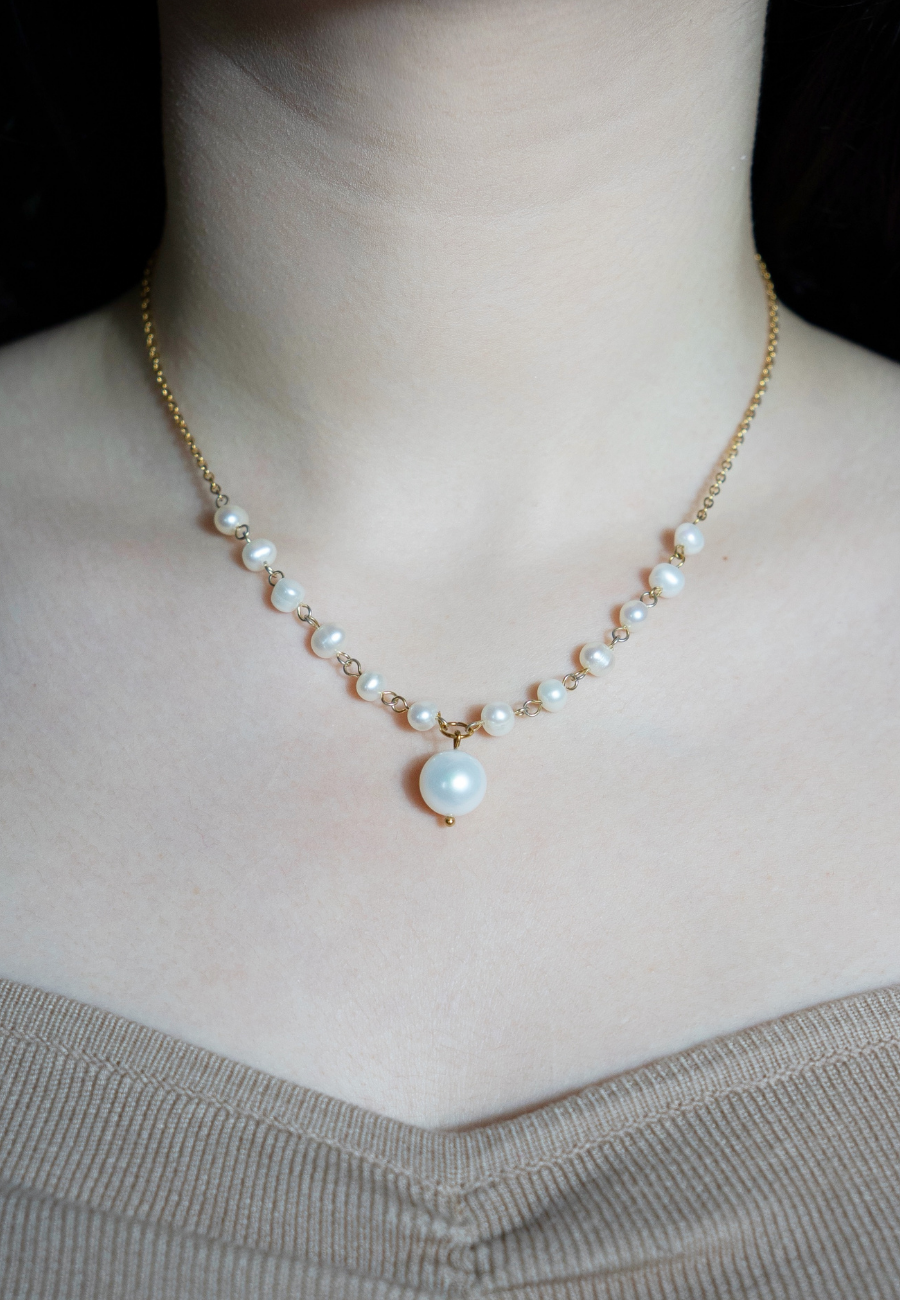 Collier 15