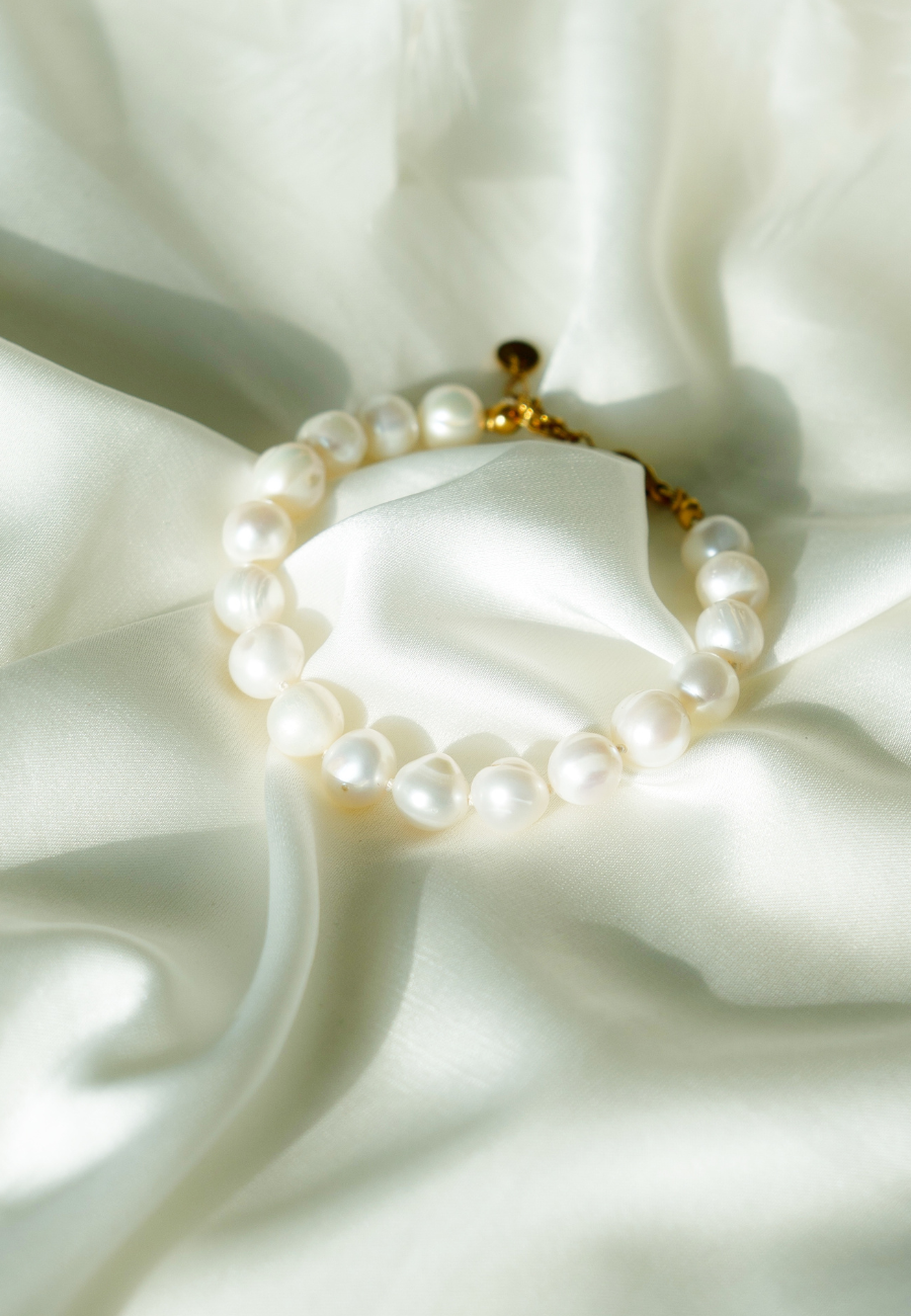 "Bracelet perles opulentes"