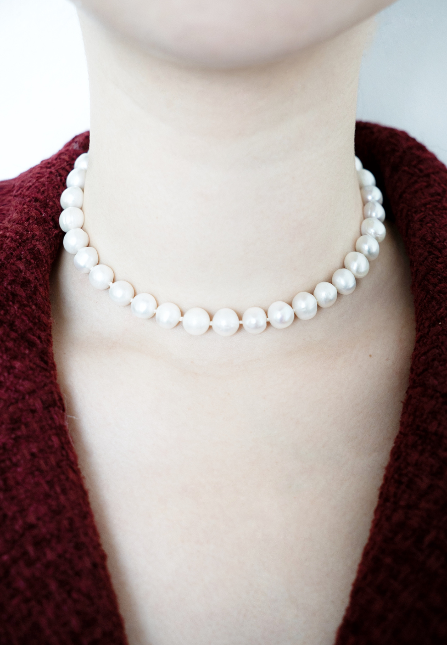 "Collier perles opulentes"